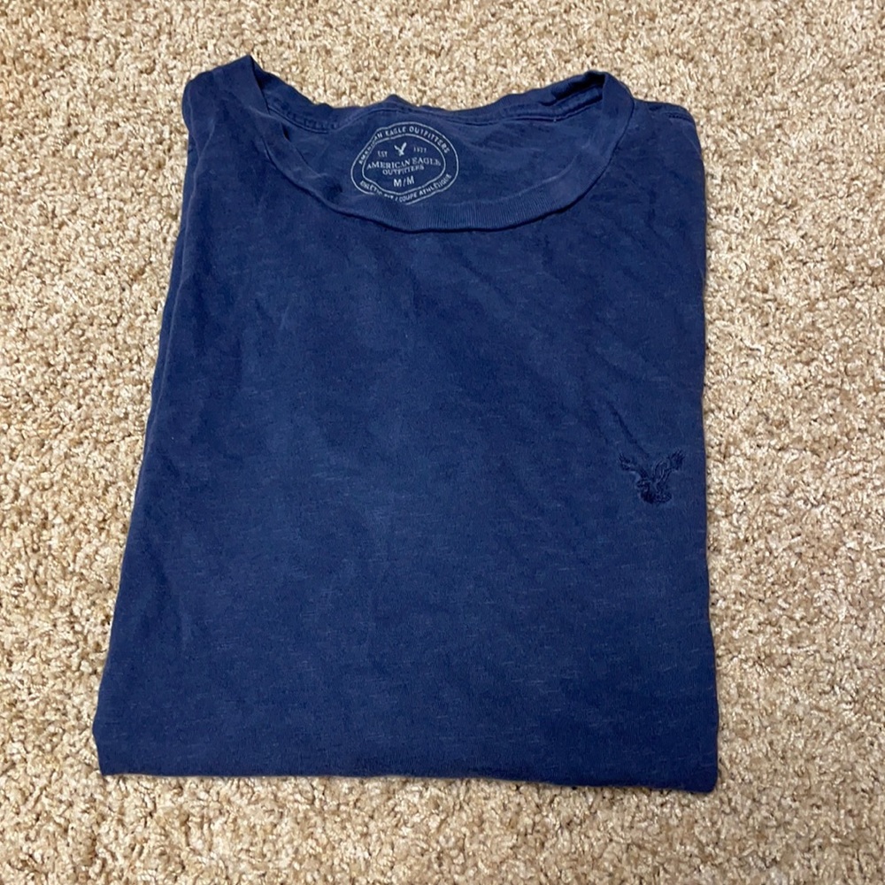 American eagle navy t-shirt